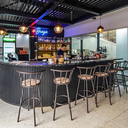 De Braga, Artotel Curated Bandung Kültér fotó