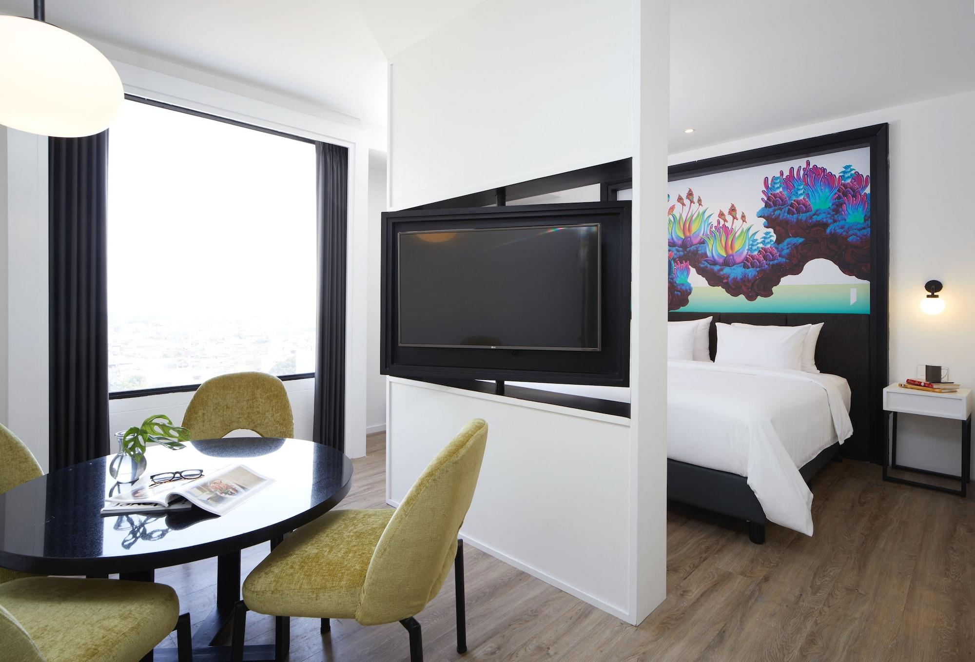 De Braga, Artotel Curated Bandung Kültér fotó