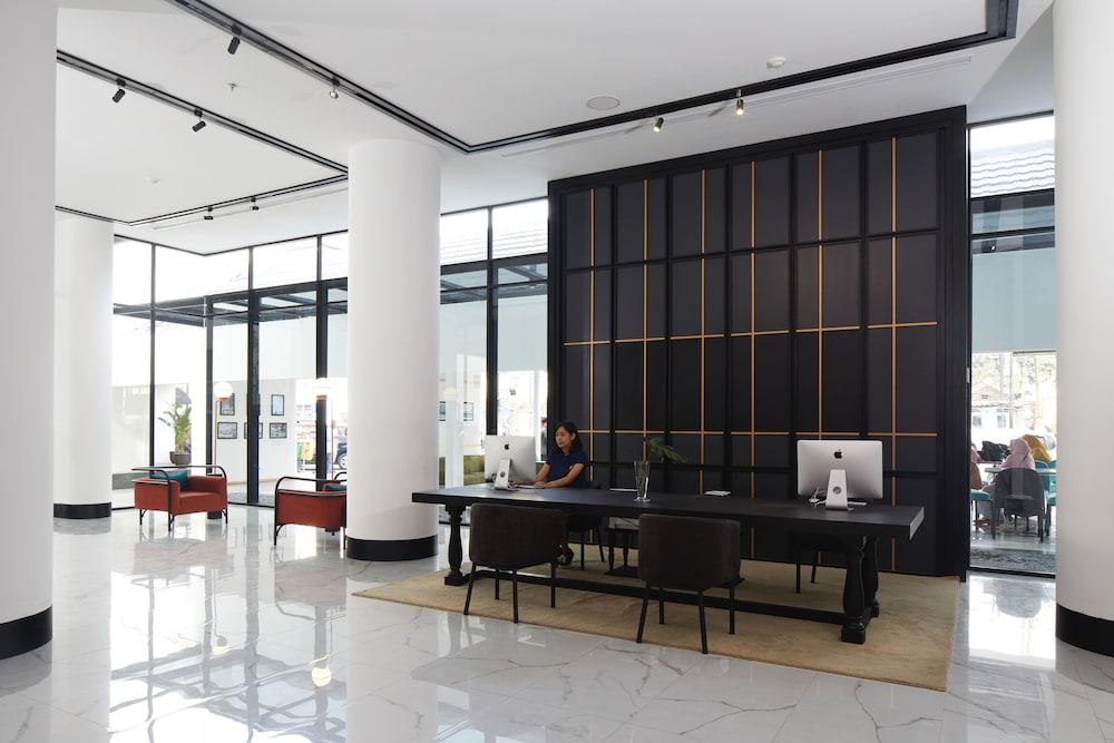 De Braga, Artotel Curated Bandung Kültér fotó
