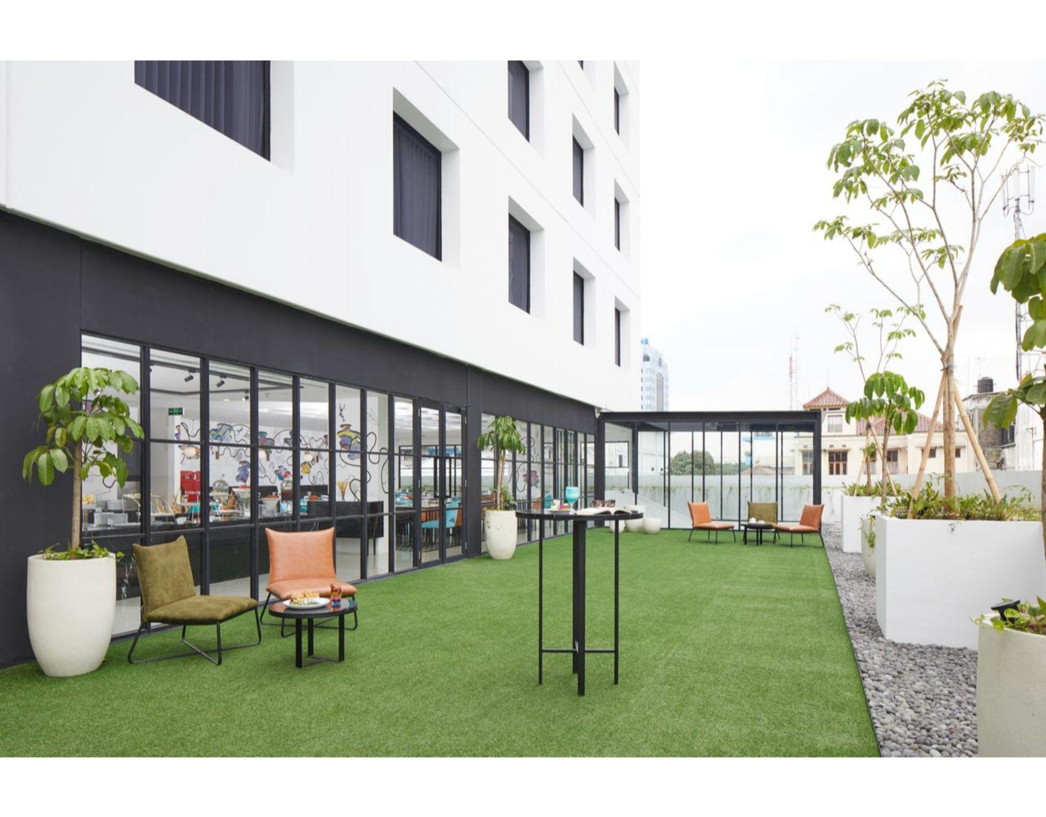De Braga, Artotel Curated Bandung Kültér fotó